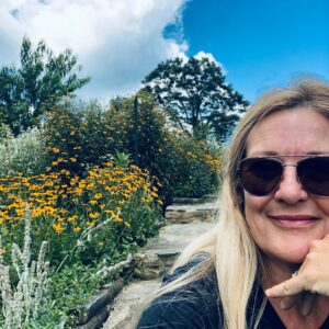 Woman wearing sunglasses